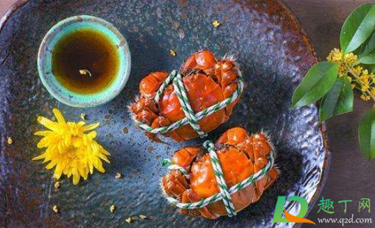 蒸螃蟹用生姜还是老姜(蒸螃蟹用什么姜好)