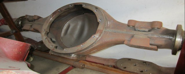 中桥和后桥原理简述(后桥的基本工作原理和作用)