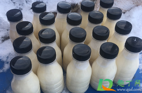 现挤羊奶煮沸就安全了吗(现挤的羊奶煮开后还有营养吗) 现挤羊奶煮沸就安全了吗(现挤的羊奶煮开后还有营养吗)