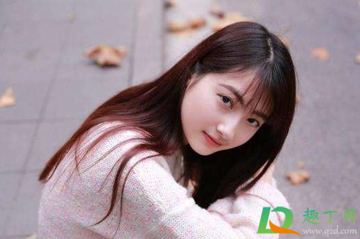 三角区的痘痘破了可以用酒精消毒吗(挤了三角区可以用酒精消毒吗)