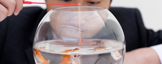 抛竿串钩钓鱼注意事项有哪些？(抛竿可以用串钩吗)