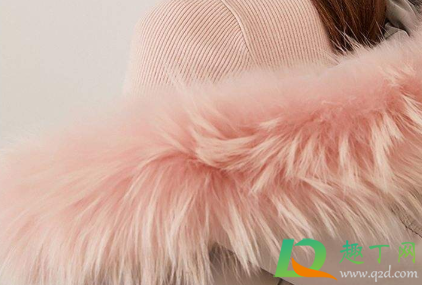 充绒量200g的羽绒服暖和吗(充绒量100克的羽绒服保暖吗)