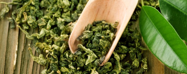 常喝绿茶好处竟然这么多(喝很多绿茶的好处与坏处)