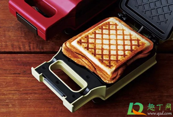 三明治机煎鸡蛋多长时间(三明治机煎鸡蛋几分钟) 三明治机煎鸡蛋多长时间(三明治机煎鸡蛋几分钟)