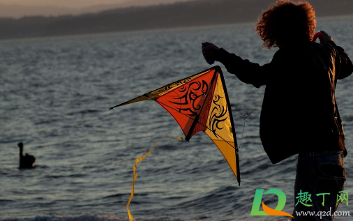 风筝可以过地铁安检吗(坐地铁能带风筝吗)