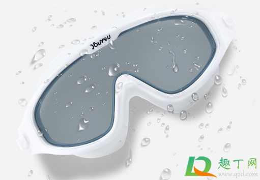 泳镜内壁用手擦会有事吗(泳镜内侧用手擦模糊了怎么办)