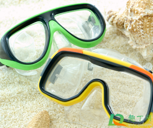 泳镜长时间不用会坏吗(泳镜能长时间戴吗) 泳镜长时间不用会坏吗(泳镜能长时间戴吗)