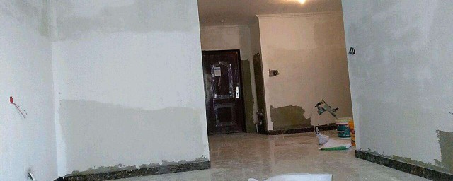 下面的步骤很全面(完整的化妆步骤)