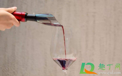 葡萄酒开了再封闭能放多久(葡萄酒开瓶后密封能放多久)