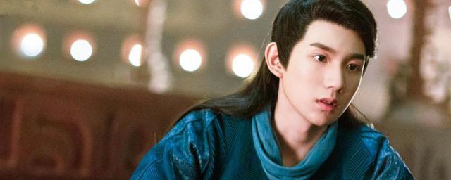 每周四至周六20点各更新2集VIP抢先看6集(每周四至周日更新2集)