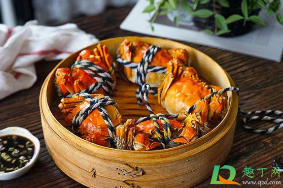 蒸螃蟹带着上面的皮筋会致癌吗(皮筋和螃蟹一起蒸了会中毒吗?)