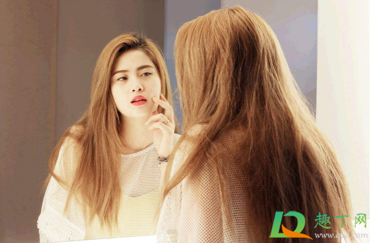 三角区域的痘痘挤了会怎么样(为什么挤三角区的痘痘很危险) 三角区域的痘痘挤了会怎么样(为什么挤三角区的痘痘很危险)