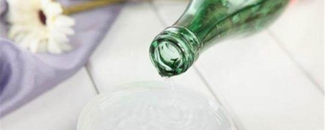 喝白醋的好处多多(喝白醋对身体有啥好处)