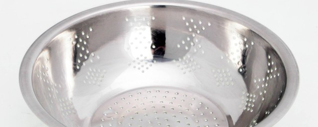 不锈钢盆蒸鸡蛋的坏处(蒸鸡蛋糕用不锈钢盆好吗)