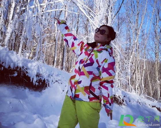 神农架滑雪是真雪吗(神农架滑雪场的雪是天然还是人造)