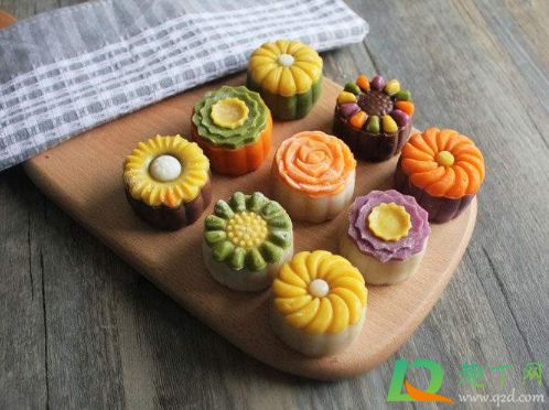 冰皮月饼在保温袋里能放多久(冰皮月饼常温下可以保存多久) 冰皮月饼在保温袋里能放多久(冰皮月饼常温下可以保存多久)