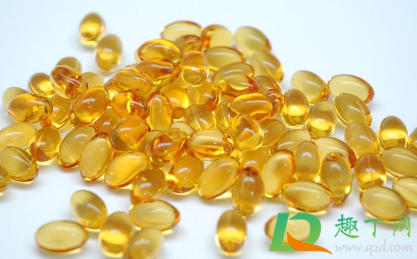 维生素e软胶囊涂脸可以淡斑吗(维生素e软胶囊涂脸可以淡斑吗怎么用)