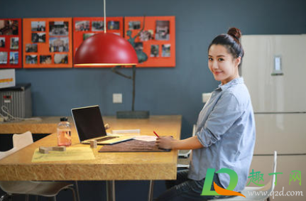 鼠标垫买3mm还是4mm(3mm鼠标垫好不好用)