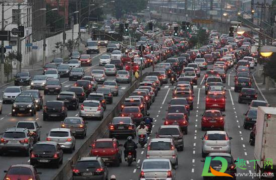 2020国庆节几号车少(2021年国庆节车限号吗)