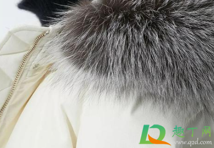 充绒量200g的羽绒服暖和吗(充绒量100克的羽绒服保暖吗)