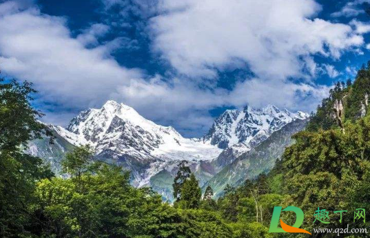 国庆节去海螺沟穿什么衣服(10月去海螺沟穿什么衣服)