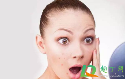 人中总是长痘怎么回事(人中老是长痘痘是怎么回事)