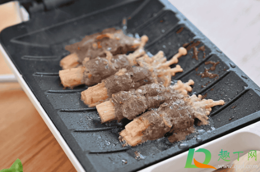 三明治机可以用一面吗(三明治机只能做三明治吗)