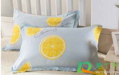 枕套几天换一次比较好(枕套什么时候换)