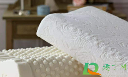 枕头怎么洗比较方便(洗枕头用什么洗好)