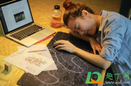 鼠标垫买3mm还是4mm(3mm鼠标垫好不好用)