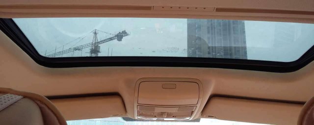 汽车天窗的种类(汽车天窗的种类有哪几类)