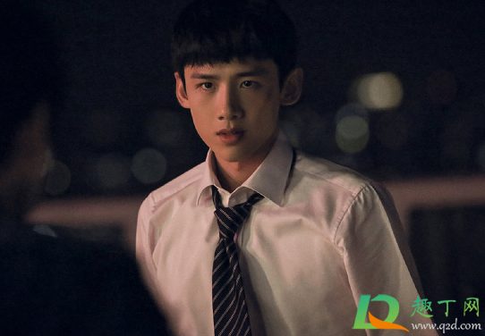 平凡的荣耀孙弈秋和谁是一对(平凡的荣耀孙弈秋最后和谁在一起了)