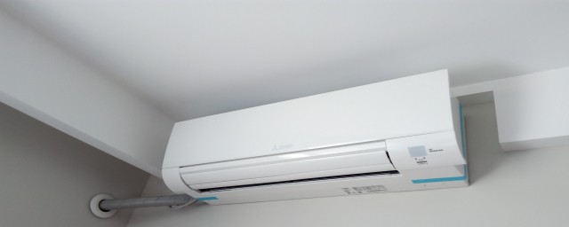 需要调整制热模式才可以(制热模式调不了温度)