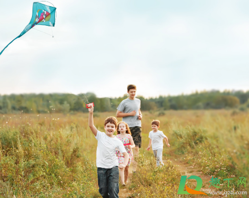 放风筝能在山上放吗(哪些地方不可以放风筝) 放风筝能在山上放吗(哪些地方不可以放风筝)
