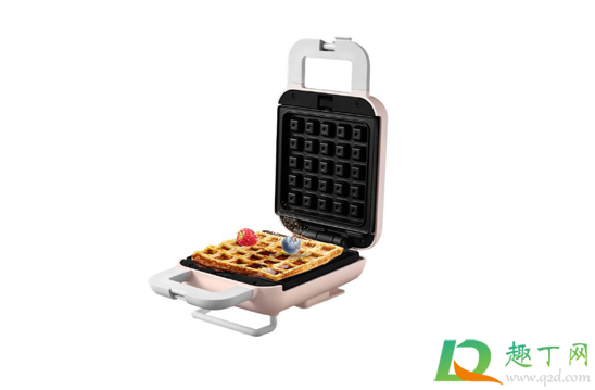 三明治机放鸡蛋生的还是熟的(三明治机可以直接放鸡蛋吗)