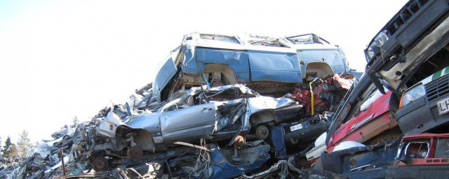 废铁多少钱一吨(废铁多少钱一吨2020价格表)