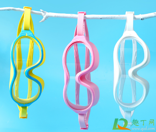 泳镜内壁用手擦会有事吗(泳镜内侧用手擦模糊了怎么办)