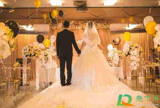 2020年10月1号到8号哪天结婚好(2020年十一月份哪天结婚好)