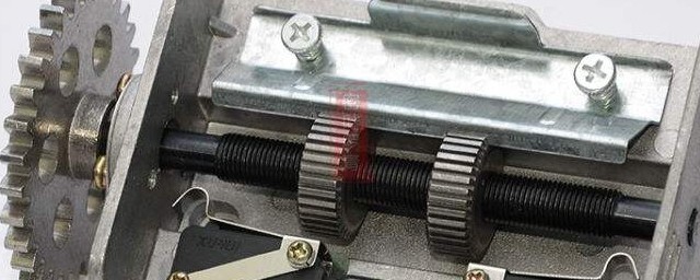 卷帘门怎么调限位开关(卷帘门自动限位开关怎么调)