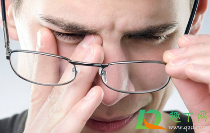 右眼跳是怎么回事(女人右眼跳是什么预兆) 右眼跳是怎么回事(女人右眼跳是什么预兆)