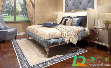 床腿与地板打滑怎么解决(床在木地板上滑怎么办)