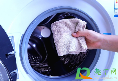 洗衣机噪音大怎么办(洗衣机噪音太大是什么问题)