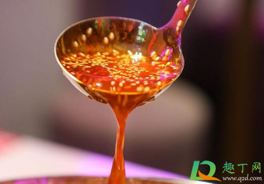 辣椒油怎么做才能又辣又香(凉拌辣椒油怎么做才能又辣又香)