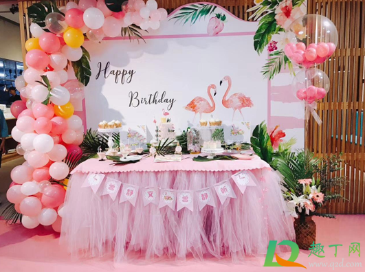 2020年10月1号到10月8号哪天适合办满百天宴(2021年10月办满月酒的好日子)