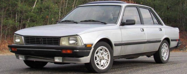 倒车开关拆卸方法(倒车开关原理图)