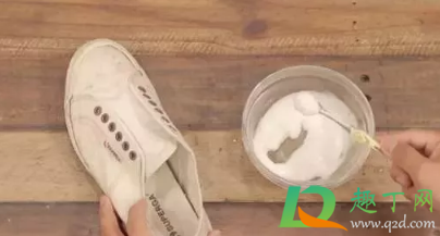 鞋子刷不干净污垢怎么办(鞋子刷不掉污渍怎么办) 鞋子刷不干净污垢怎么办(鞋子刷不掉污渍怎么办)