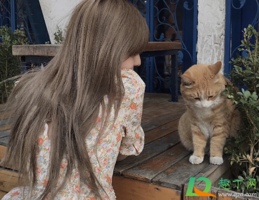 头发留太长会和身体抢营养吗(长发太长会不会给身体抢营养)