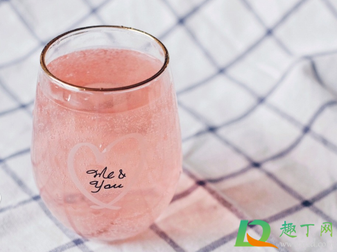 泡腾片用热水泡了还能喝吗(泡腾片开水泡可以喝吗)