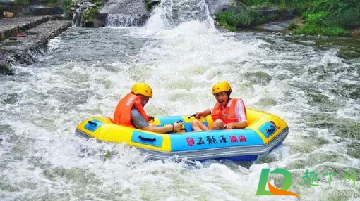 漂流的水是干净卫生的吗(漂流是什么水)