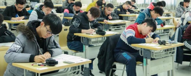 四六级考试为什么会有几套试卷(四六级考试几套题)